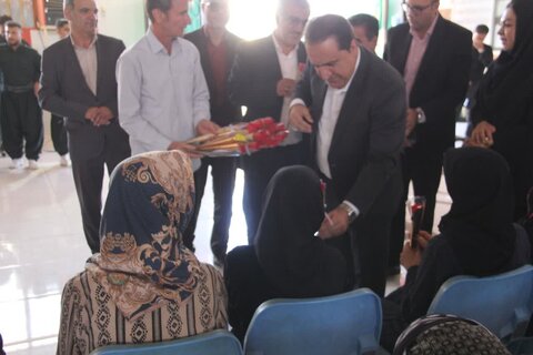 گزارش تصویری| بازدید استاندار ایلام از سرای سالمندان