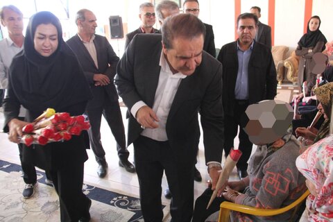 گزارش تصویری| بازدید استاندار ایلام از سرای سالمندان