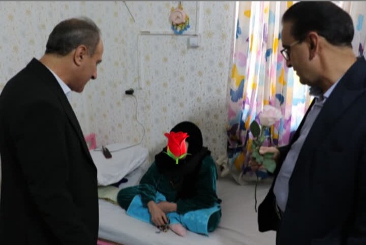 سید مهران کشاورز در بازدید از مراکز سالمندان یاسوج بر حفظ کرامت و ارتقاء کیفیت زندگی سالمندان تأکید کرد