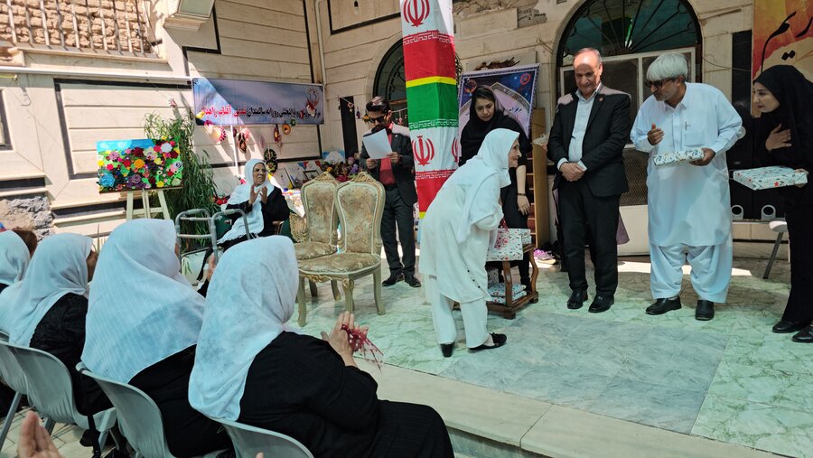 جشن گرامیداشت روز جهانی سالمند در مرکز «تندیس آفتاب» زاهدان