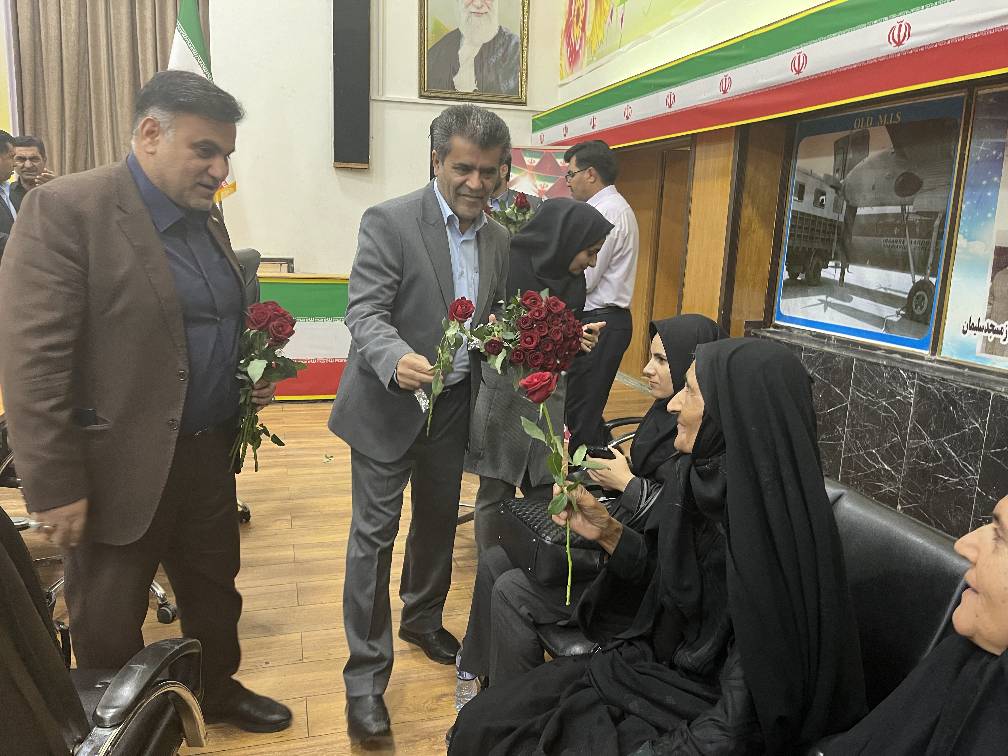 سفر مدیرکل بهزیستی خوزستان به مسجدسلیمان در هفته سالمندان
