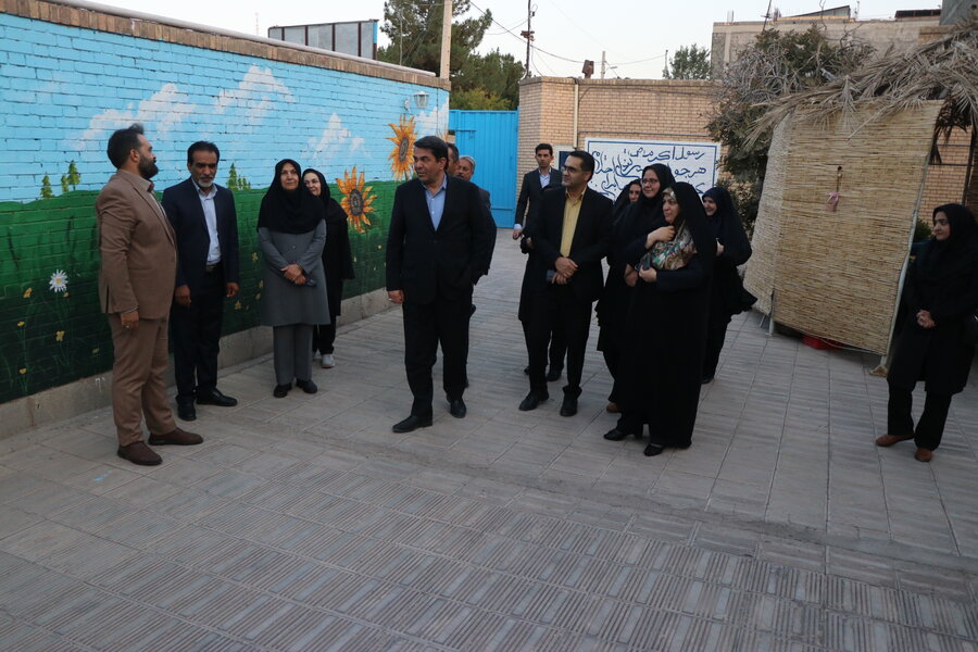 دیدار استاندار کرمان با جمعی  از سالمندان کرمان