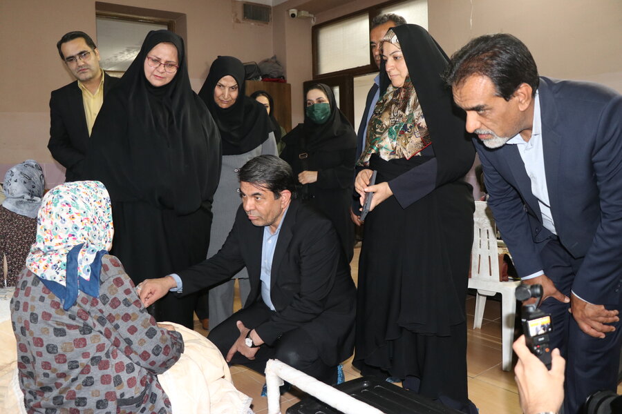 دیدار استاندار کرمان با جمعی  از سالمندان کرمان
