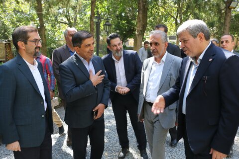 افتتاح نمایشگاه توانمندی سالمندان و رونمایی از «اقتصاد نقره‌ای» با حضور دکتر حسینی در همدان