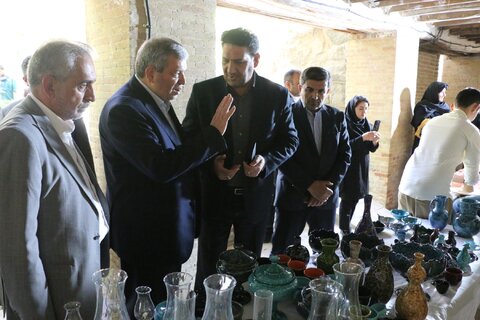 افتتاح نمایشگاه توانمندی سالمندان و رونمایی از «اقتصاد نقره‌ای» با حضور دکتر حسینی در همدان