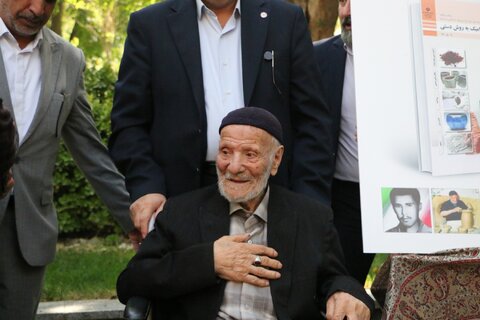 افتتاح نمایشگاه توانمندی سالمندان و رونمایی از «اقتصاد نقره‌ای» با حضور دکتر حسینی در همدان