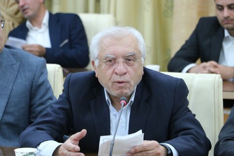 نشست شورای سالمندان استان همدان و تجلیل از سالمندان فعال در عرصه‌های اجتماعی