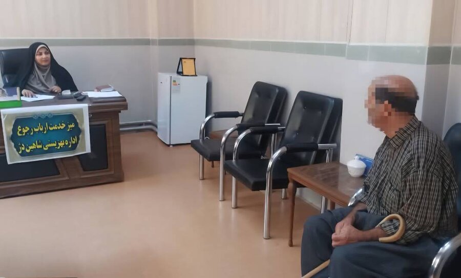 برگزاری میز خدمت بهزیستی با حضور رئیس اداره بهزیستی شاهین‌دژ