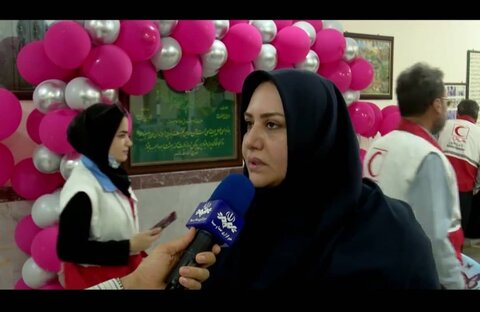 ببینیم| بازدید سرپرست اداره‌کل بهزیستی استان  از پدران و مادران خانه سالمندان محمدیه شهر بوشهر به مناسبت روز جهانی سالمند