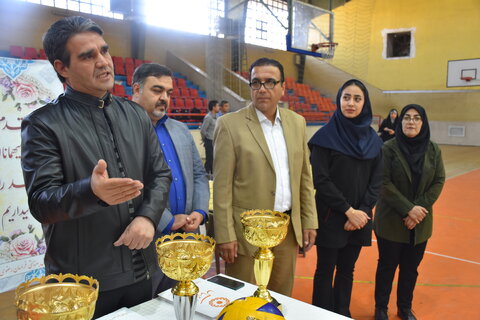 والیبال بانوان