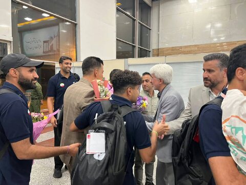 گزارش تصویری|استقبال مدیر کل و مسئول تربیت بدنی بهزیستی فارس از تیم ملی فوتبال5نفره نابینایان