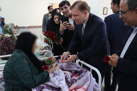 گرامیداشت هفته ملی سالمندان