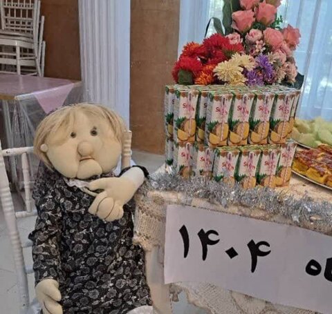 کرج | گرامیداشت روز جهانی سالمندان در مرکز لبخند زندگی