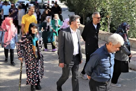 به مناسبت گرامیداشت روز جهانی سالمندان؛همایش پیاده‌روی و ورزش سالمندان در بوستان کهریزک برگزار شد