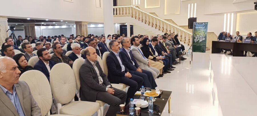 همایش “وفاق ملی و سرمایه‌گذاری برای تولید” در فومن