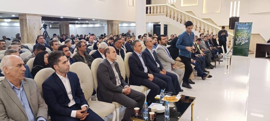 همایش “وفاق ملی و سرمایه‌گذاری برای تولید” در فومن