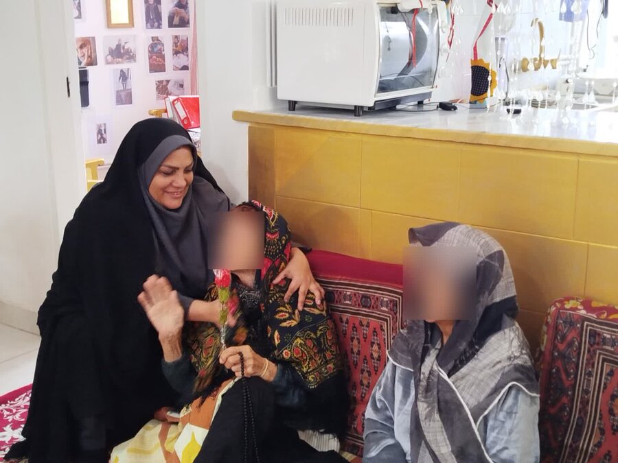 گرمی| گرامیداشت هفته سالمند در مرکز نگهداری سالمندان آنام گرمی