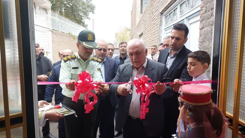 آذر-شرقی. نیوشا- شنوایی