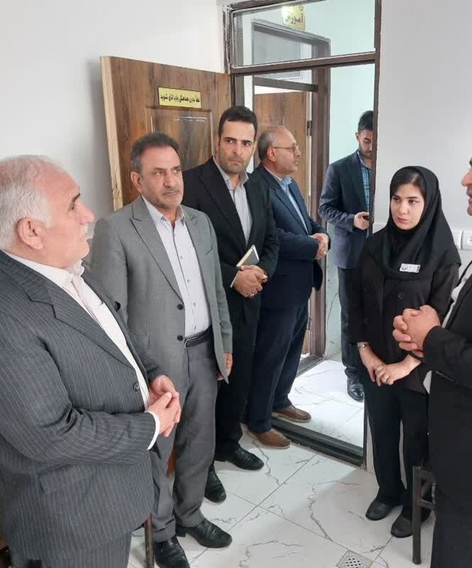 آذر-شرقی. نیوشا- شنوایی