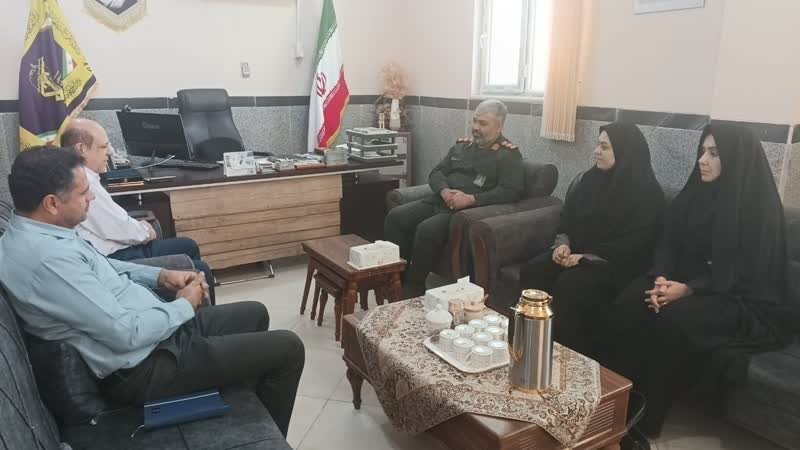 بستک|دیدار رئیس اداره بهزیستی با فرمانده سپاه شهرستان بستک