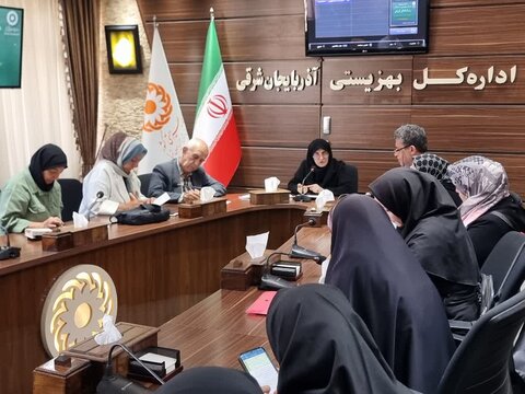 آذر-شرقی........