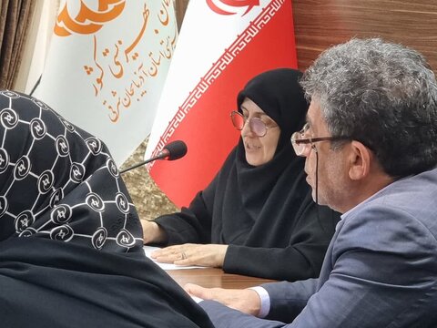 آذر-شرقی........