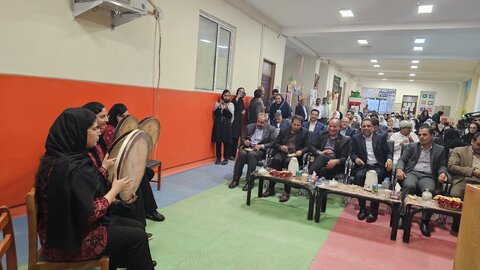 مهر و گفتگو