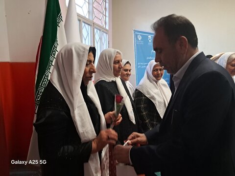 مهر و گفتگو