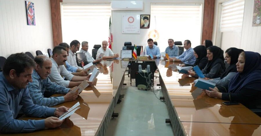 برگزاری جلسه ترویج فرهنگ کتاب و کتابخوانی در اداره بهزیستی مهاباد