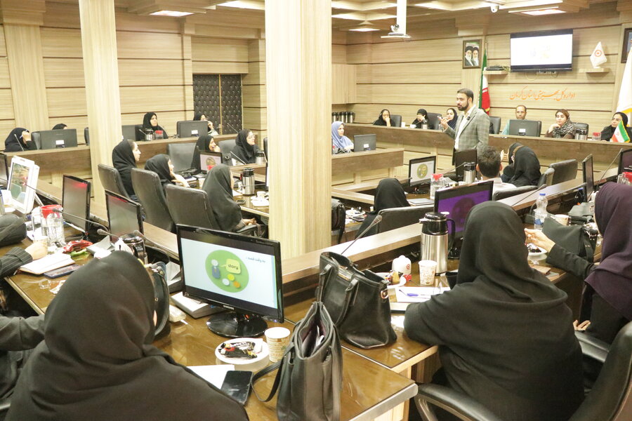 دوره آموزشی "تحلیل رفتار نوجوان وارائه بازخوردهای مناسب در موقعیت های دشوار"برگزار شد