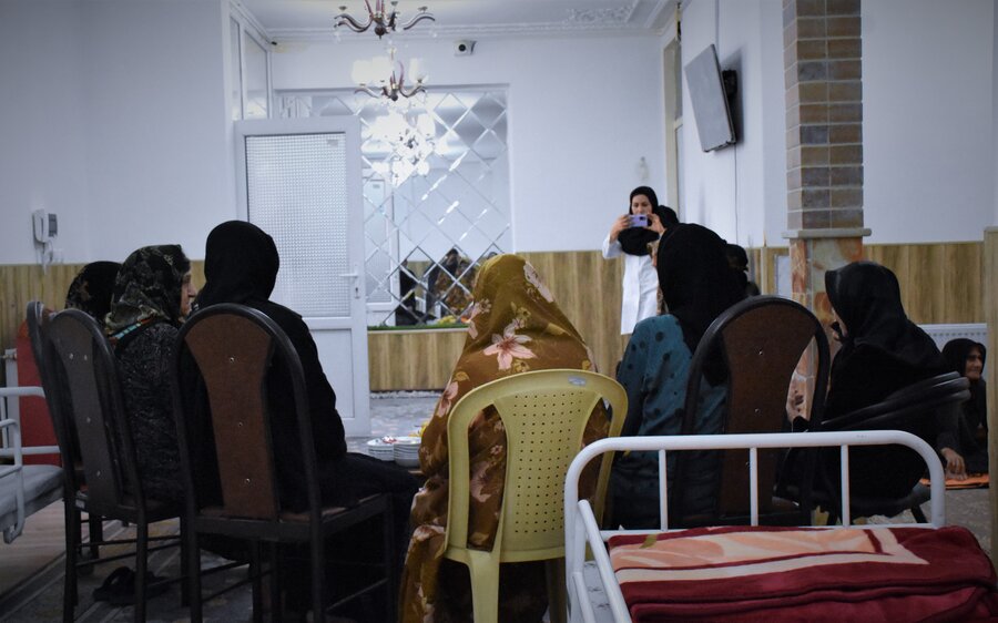 مرکز سالمندان طلوع