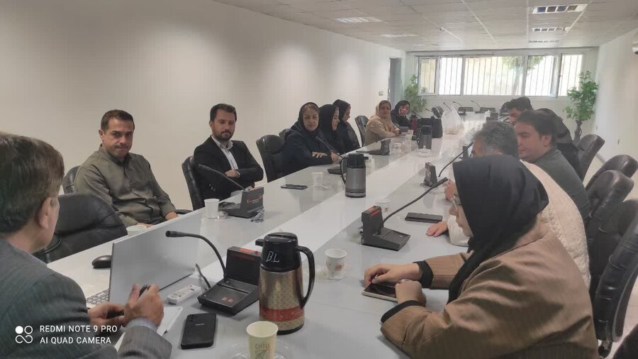 مدیر بهزیستی سنندج: خانواده شهدا و ایثارگران، سرمایههای واقعی کشورند