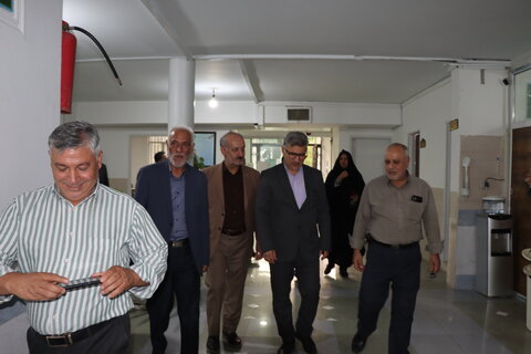 گزارش تصویری ا رز مهربانی در اراک؛ هم‌افزایی دستگاه‌ها برای دلجویی از سالمندان به مناست گرامیداشت هفته سالمند