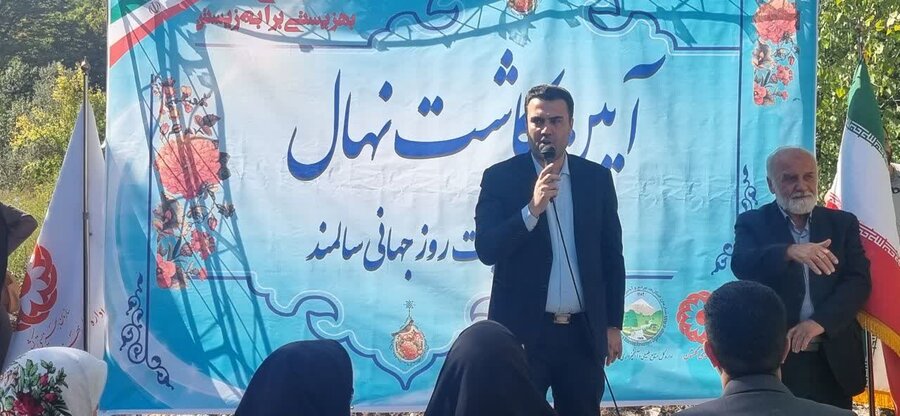 کاشت دویست اصله نهال به نام سالمندان در گرگان