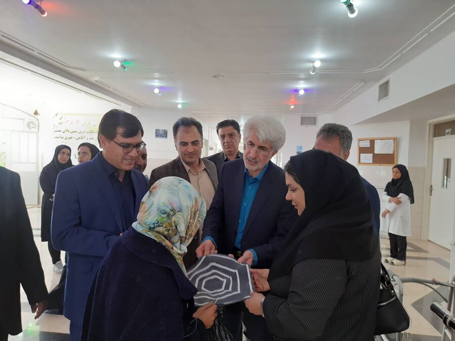 بازدید مدیرکل بهزیستی استان فارس از مرکز شبانه‌روزی نگهداری سالمندان حبیب ابن مظاهر شهرستان آباده