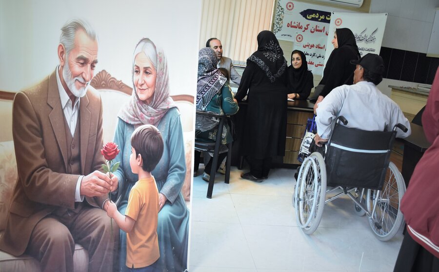 میز ارتباطات مردمی بهزیستی در هفته ملی سالمندان