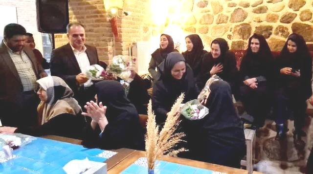 نطنز| سالمندان در قلعه کوهاب