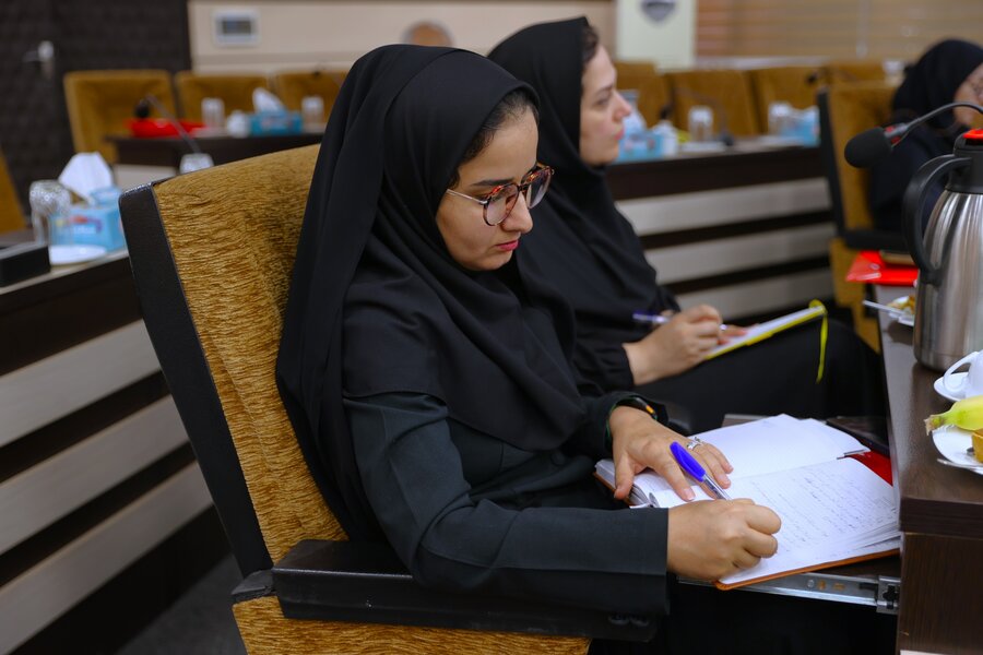 نشست تخصصی روسای اداره فوریت های اجتماعی پیشگیری از آسیب ها و توانی اعتیاد سراسر کشور