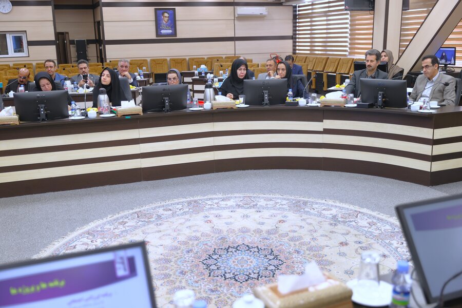 نشست تخصصی روسای اداره فوریت های اجتماعی پیشگیری از آسیب ها و توانی اعتیاد سراسر کشور