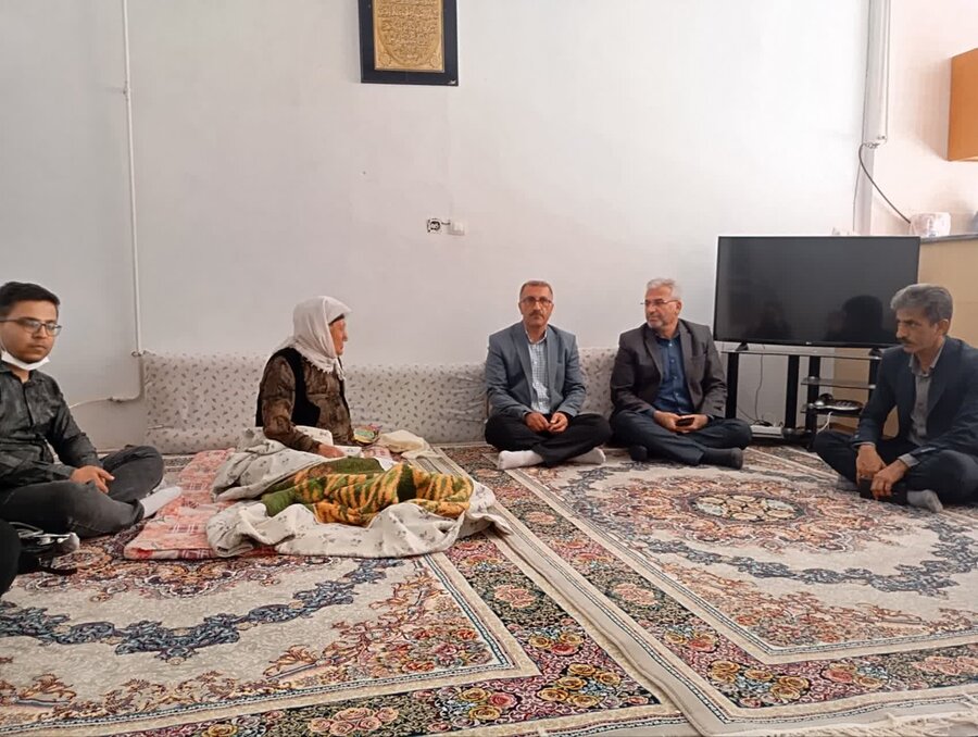 بهزیستی دهگلان در هفته سالمند؛ خدمات ویزیت در منزل به مددجویان ارائه شد