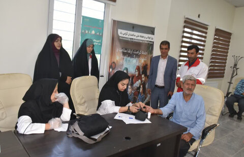 ساوجبلاغ | مراسم گرامیداشت هفته سالمندان ،پایش سلامت  در قالب پویش «رُز مهربانی» در شهر گلسار