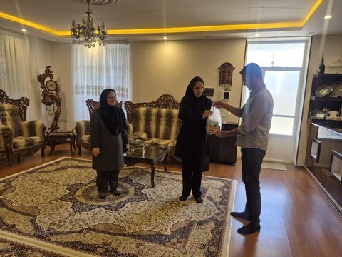 آذر-شرقی.....