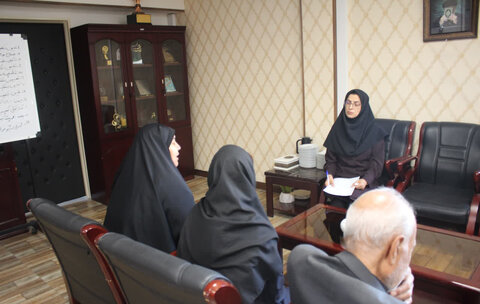 دیدار چهره‌ به‌ چهره مدیرکل بهزیستی البرز با جامعه هدف محترم