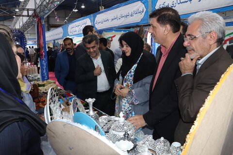 حضور پررنگ بهزیستی خوزستان در نمایشگاه توانمندیهای روستاییان و عشایر
