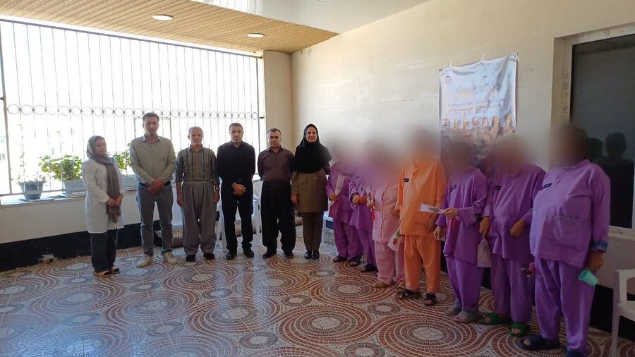 پویش «رز مهربانی» در مرکز توانبخشی باران رحمت مریوان برگزار شد