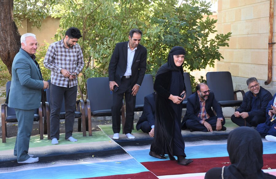 دالاهو - سالمندان