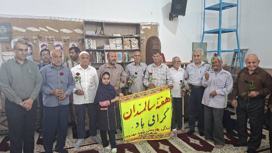 دشتستان| عطر مهربانی در دشتستان؛ “پویش رز مهربانی” خدمات درمانی را به خانه‌های سالمندان برد