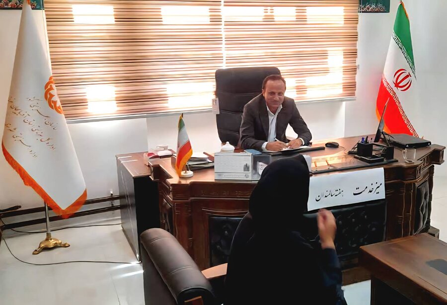 برپایی میز خدمت رئیس بهزیستی به مناسبت هفته سالمندان