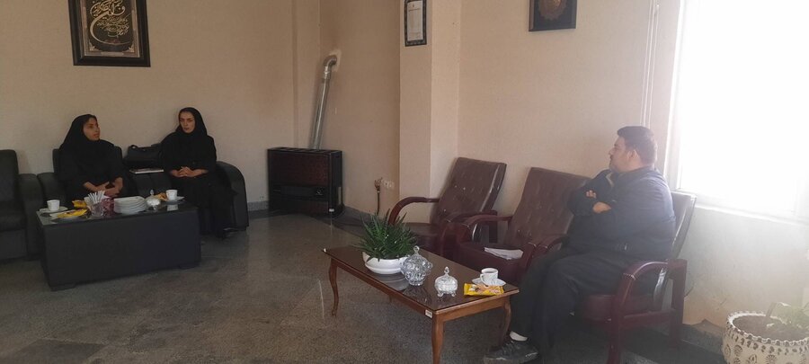 فیروزکوه | کارشناس مسئول  دفتر خانواده و امور بانوان و زنان بهزیستی استان تهران از مرکز مثبت زندگی و منزل مددجو بازید کرد