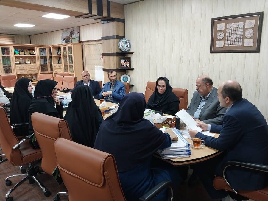 بررسی پرونده های صدور و تعویض مجوزهای مراکز و موسسات تحت نظارت صورت گرفت